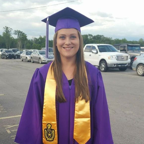 Meet your Posher, Lacey - Picture 1 of 1